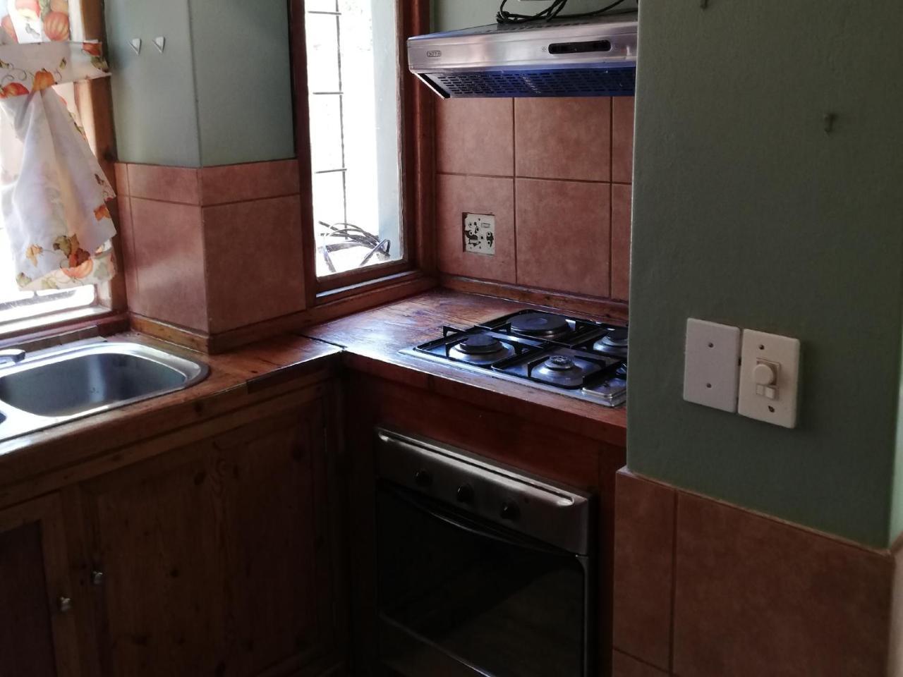 Green On Minni Guest House Pretoria-Noord Exterior foto