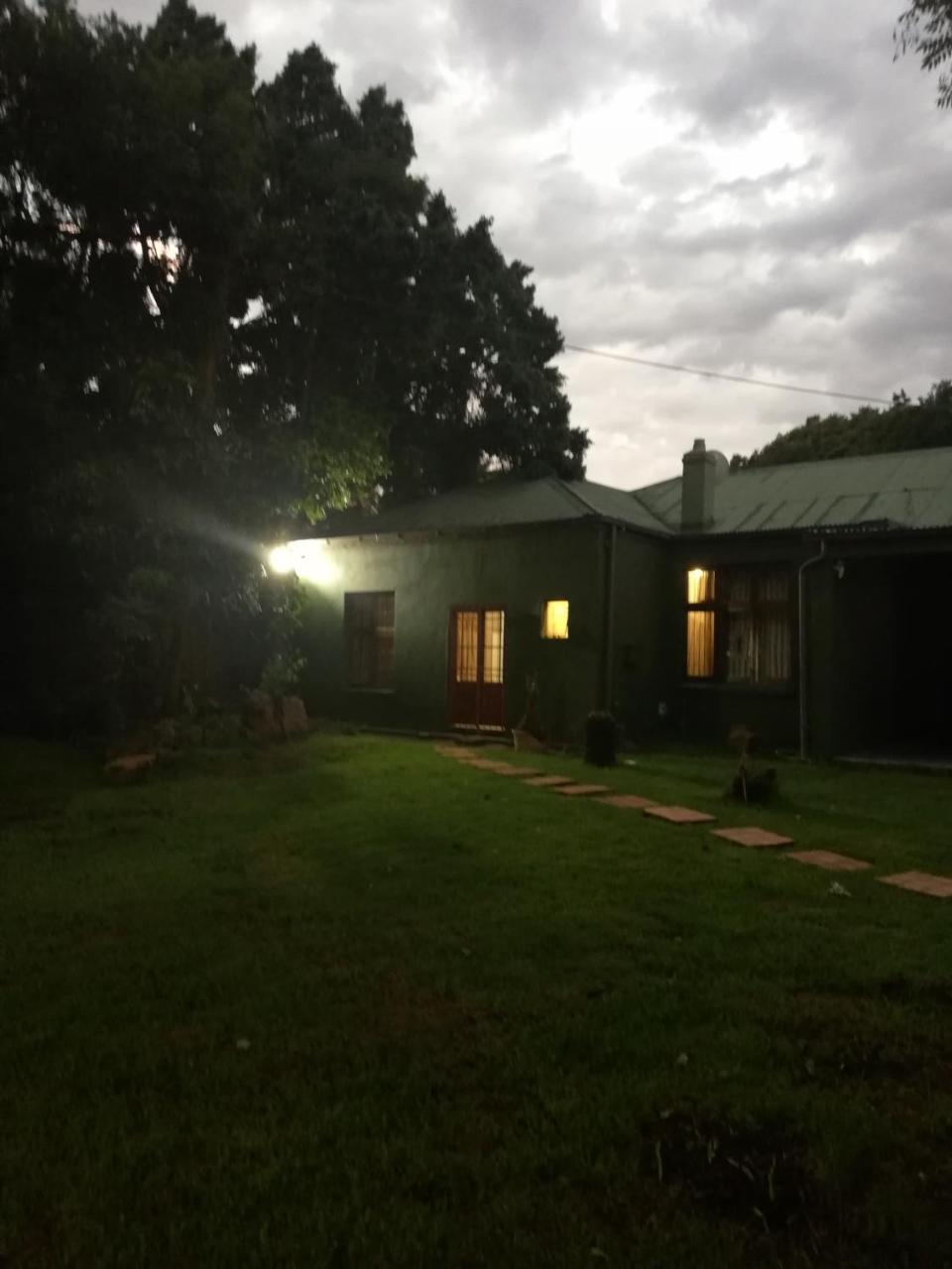 Green On Minni Guest House Pretoria-Noord Exterior foto